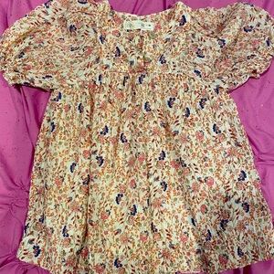 Zara floral dress size 2/3. Adorable dress. Blousey sleeves. Crinkled fabric